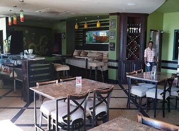 jamaica/manchester-plateau/restaurant/omg-restaurant-coffee-bar