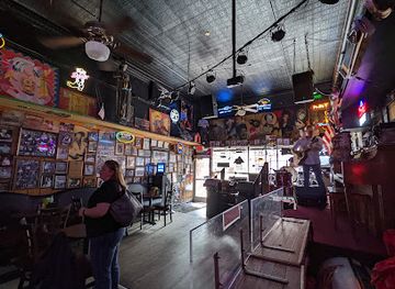 tennessee/nashville-music-row/restaurant/robert-s-western-world