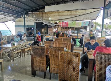 indonesia/north-sulawesi/restaurant/tuna-house-mega-mas