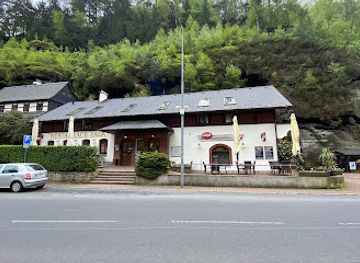 czechia/elbe-sandstone-mountains/restaurant/the-falcon-inn