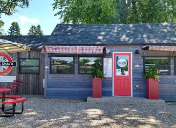 iowa/iowa-great-lakes/restaurant/smackhaus