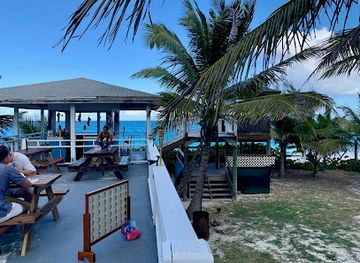 the-bahamas/exuma/restaurant/houseman-on-the-bay