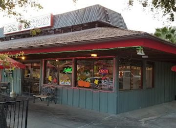 california/sequoia-national-park/restaurant/pizza-factory