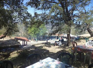 tunisia/the-kroumirie-mountains/restaurant/restaurant-mechoui