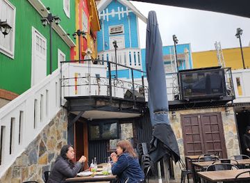 chile/valparaiso-region/restaurant/del-barrio