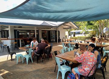australia/airlie-beach/restaurant/the-hangar-cafe-and-bar-airlie-beach