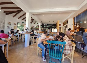 argentina/cerro-fitz-roy/restaurant/la-esquina-chalten-desayunos-almuerzos-cenas-viandas-lunch-box