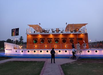 pakistan/cholistan-desert/restaurant/indus-queen