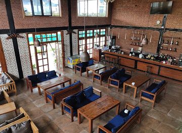 nepal/chitwan-national-park/restaurant/ataali-restaurant-and-bar