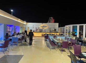 pakistan/karachi/dha-phase-8/restaurant/lemon-grill