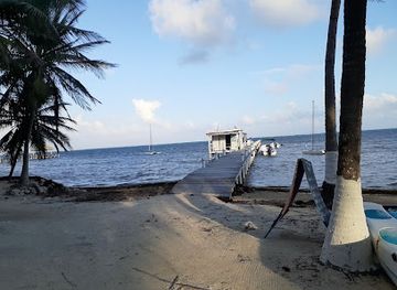 belize/ambergris-caye/restaurant/the-beach-bar-grill