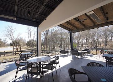 texas/piney-woods/restaurant/pearl-vine
