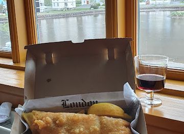 iceland/seydisfjordur/restaurant/fancy-sheep