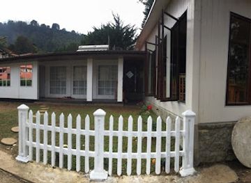 sri-lanka/nuwara-eliya/restaurant/grand-dewasiri-seafood-restaurant-cottage