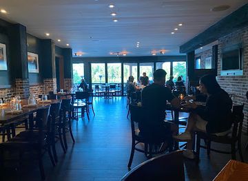 new-york/lake-placid/restaurant/smoke-signals