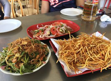 myanmar-burma/shan-plateau/restaurant/maw-shwe-li-shan-restaurant