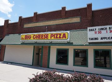 kansas/wellington-mcpherson-lowlands/restaurant/big-cheese-pizza