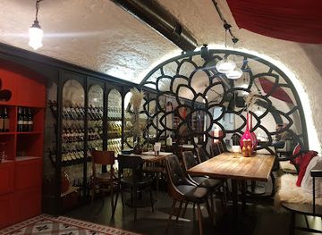 ukraine/chernivtsi/restaurant/djordzhina