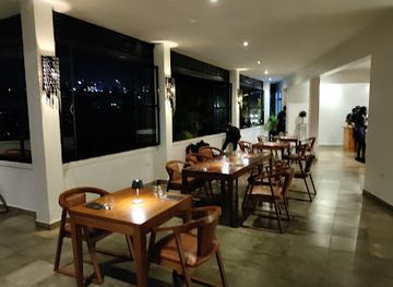 rwanda/cyangugu/restaurant/meza-malonga