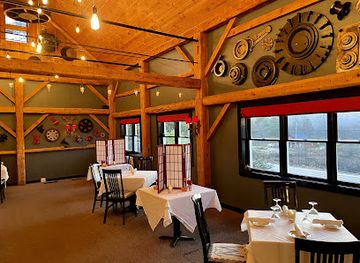 vermont/mount-mansfield/restaurant/michael-s-on-the-hill