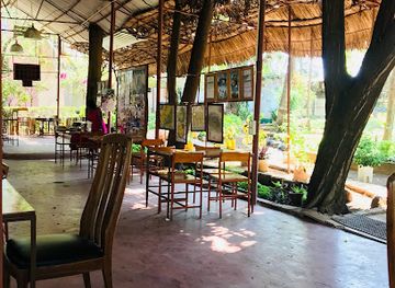 tanzania/moshi/restaurant/jay-s-kitchen