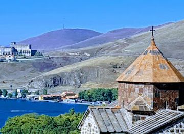armenia/lake-sevan/restaurant/noyland-resort