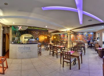 mexico/taxco/restaurant/la-susheria