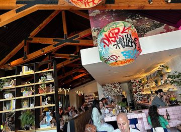 texas/austin/restaurant/ezov