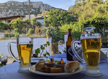 greece/corfu/paleokastritsa/restaurant/flavor