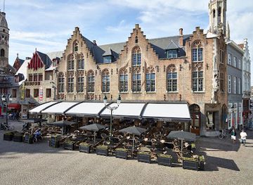 belgium/bruges/restaurant/tompouce