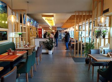 czechia/hradec-kralove/restaurant/asian-restaurant-hieu-thao