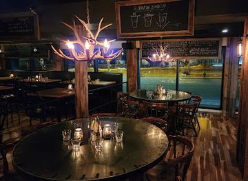 canada/saguenay-lac-saint-jean/restaurant/le-draveur-cookerie-bar