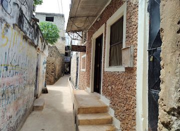 kenya/lamu/restaurant/golden-hotel