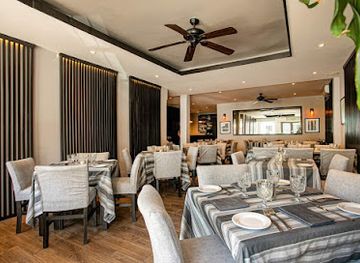 mexico/puerto-vallarta/downtown-puerto-vallarta/restaurant/bravos-restaurant-bar