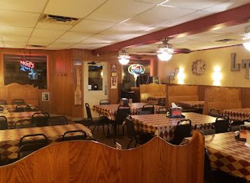 iowa/ankeny/restaurant/leaning-tower-of-pizza-uptown-ankeny