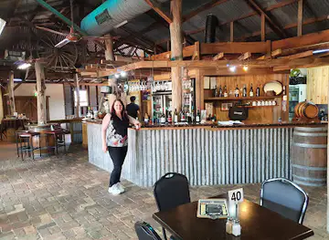 Barney's Bar & Bistro