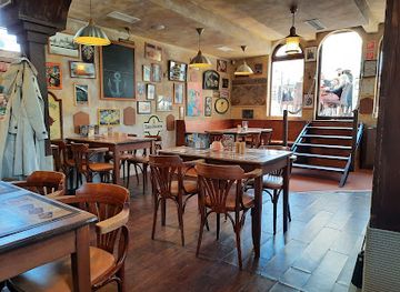 hungary/gyor/restaurant/westy-hajo-etterem-pub