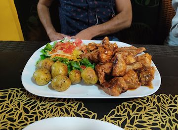 ecuador/esmeraldas-region/restaurant/moritos-grill