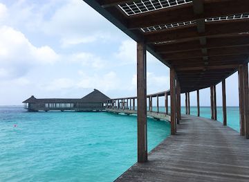 maldives/lhaviyani-atoll/restaurant/aquarium-restaurant-bar-hurawali