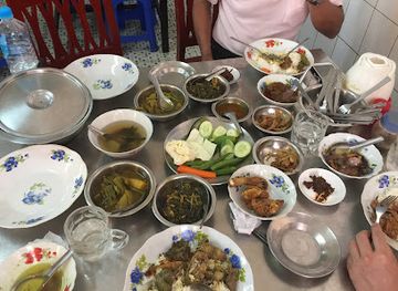 myanmar-burma/hpa-an/restaurant/golden-tamarind