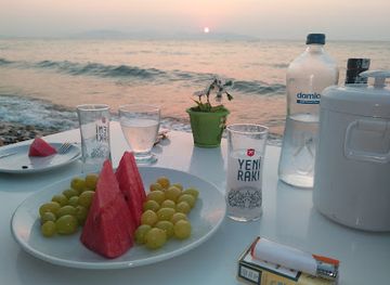 turkiye/kusadasi/guzelcamli/restaurant/calender-restaurant-plaj