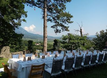 slovenia/nova-gorica/restaurant/restavracija-grad-kromberk-mateja-bagar-s-p