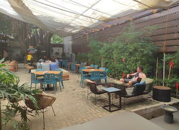 philippines/coron/restaurant/follow-your-taste