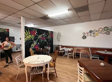 florida/lake-okeechobee/restaurant/nutmegs-cafe