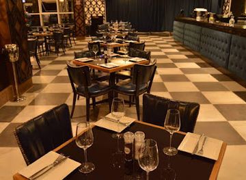 botswana/central-district/restaurant/the-pond-restaurant