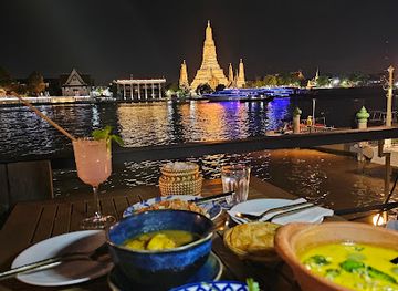 thailand/chao-phraya-river-basin/restaurant/rongros