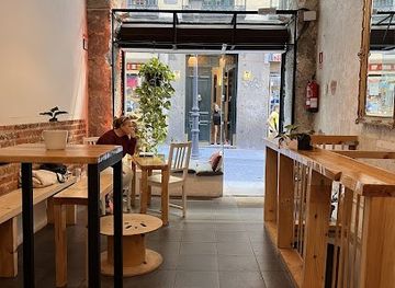 spain/madrid/chueca/restaurant/circulo-coffee-studio