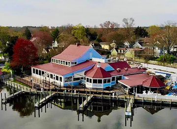 maryland/wye-island-natural-resource-management-area/restaurant/foxy-s-harbor-grille