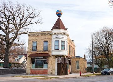 wisconsin/milwaukee/bay-view/restaurant/three-brothers