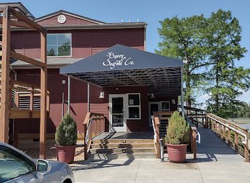 virginia/middle-peninsula/restaurant/the-surry-seafood-co